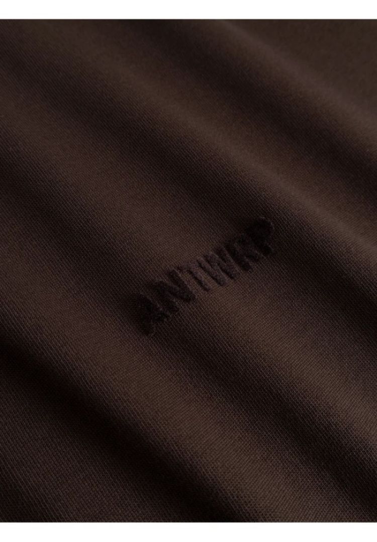 600 - BROWN